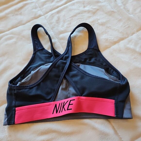 Nike Dri Fit Sports Bra Women's Medium Grey Hot Pink, Athletic, Workout, Gym - Picture 2 of 6